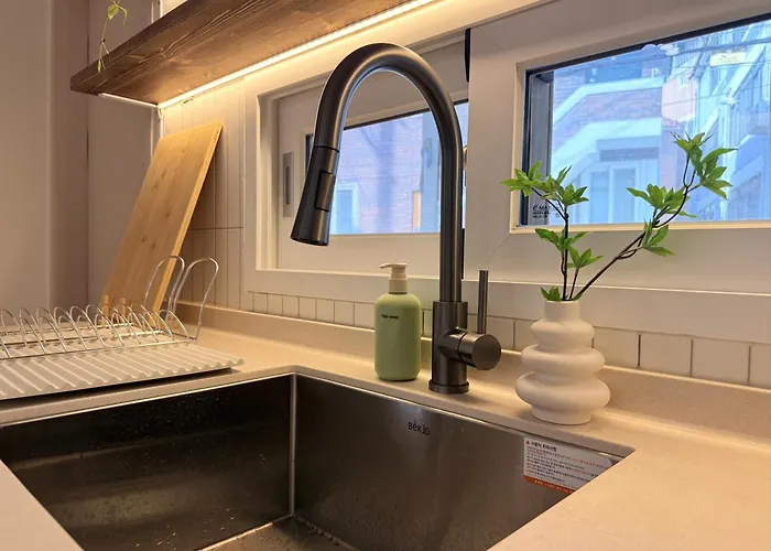 New L Hongdae 3br L 4 Queen Beds L 5min Walk アパート ソウル特別市
