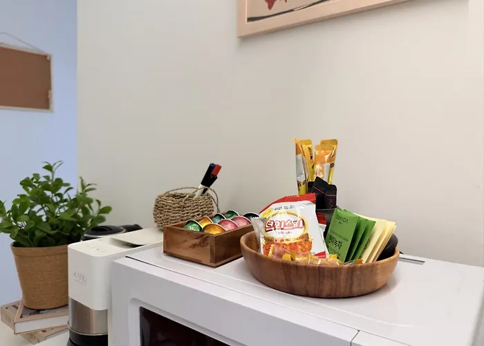 New L Hongdae 3br L 4 Queen Beds L 5min Walk ソウル特別市