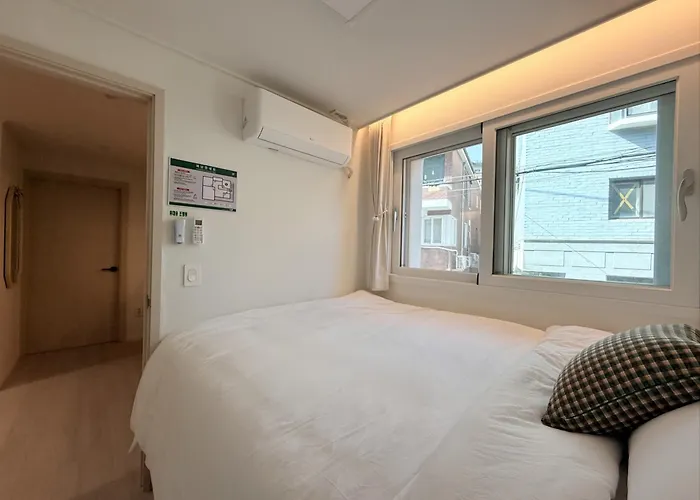 New L Hongdae 3br L 4 Queen Beds L 5min Walk アパート