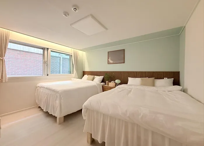 New L Hongdae 3br L 4 Queen Beds L 5min Walk * ソウル特別市