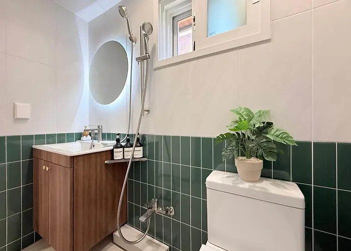 New L Hongdae 3br L 4 Queen Beds L 5min Walk アパート *