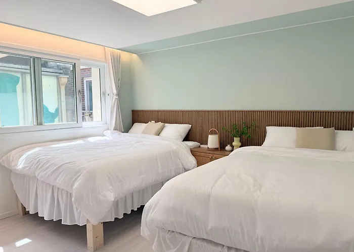 New L Hongdae 3br L 4 Queen Beds L 5min Walk アパート