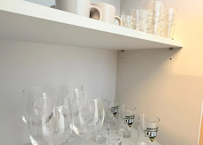 New L Hongdae 3br L 4 Queen Beds L 5min Walk