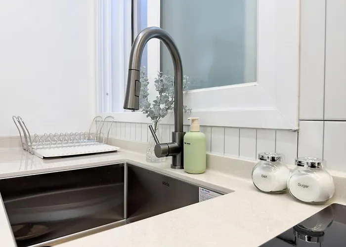 New L Hongdae 3br L 4 Queen Beds L 5min Walk ソウル特別市